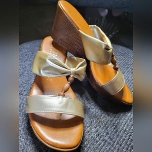Italian Shoemakers wedges